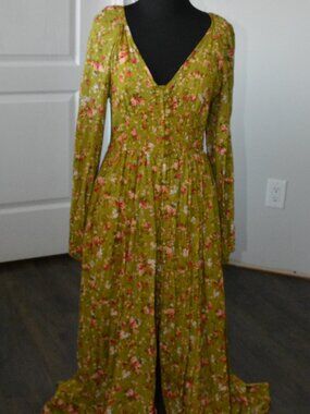 Shop Stevie Avocado Green Floral Dress,smocked waist, button down front sz Large